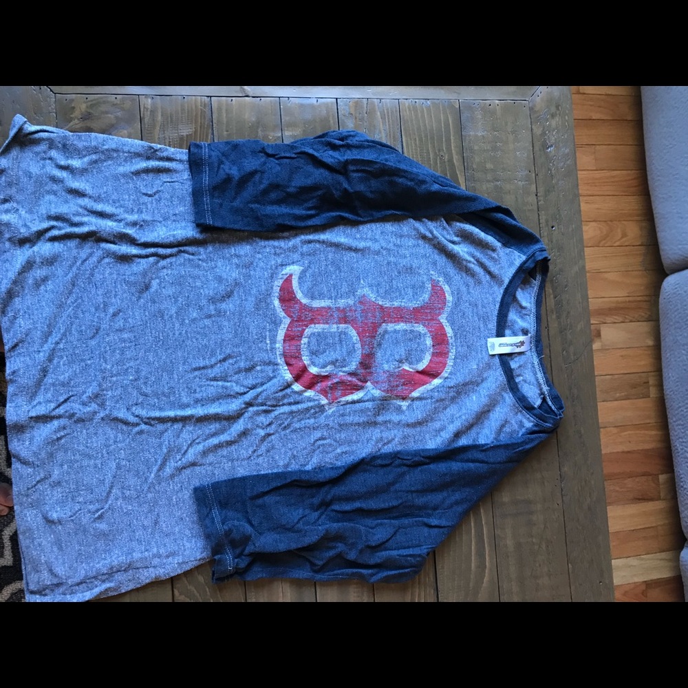 Everything must go! Red Sox Women’s baseball tee
